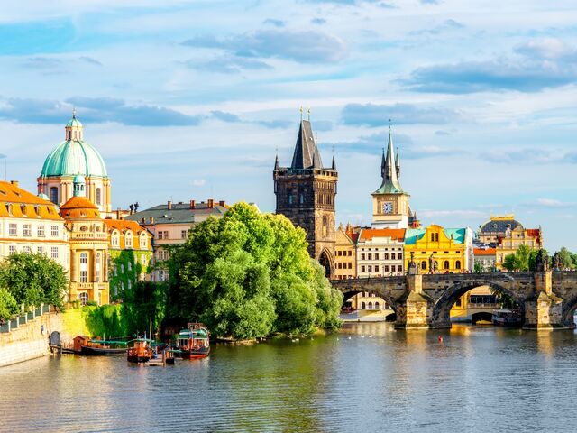 Görkemli Orta Avrupa: Budapeşte – Viyana - Prag 2026 Kış Dönemi (Bratislava Turu Dahil) Ajet Hava Yolları ile 7 Gece