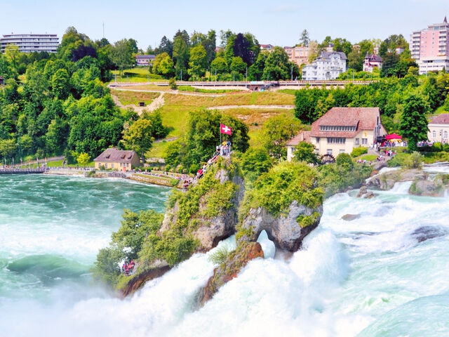 İzmir’den Direkt Hareket Görkemli Rüya Üçgeni Almanya – Fransa – İsviçre 2026 İlkbahar Dönemi SunExpress Hava Yoları ile 3 Gece