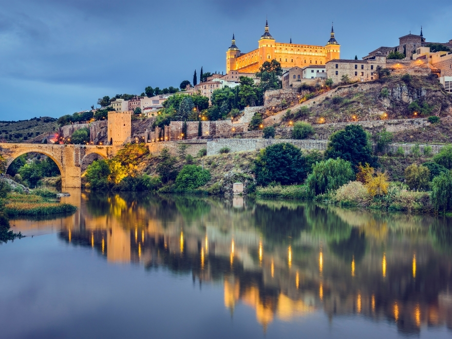 Görkemli İspanya ve Endülüs Şehirleri Ara Tatil Özel Türk Hava Yolları ile 7 Gece