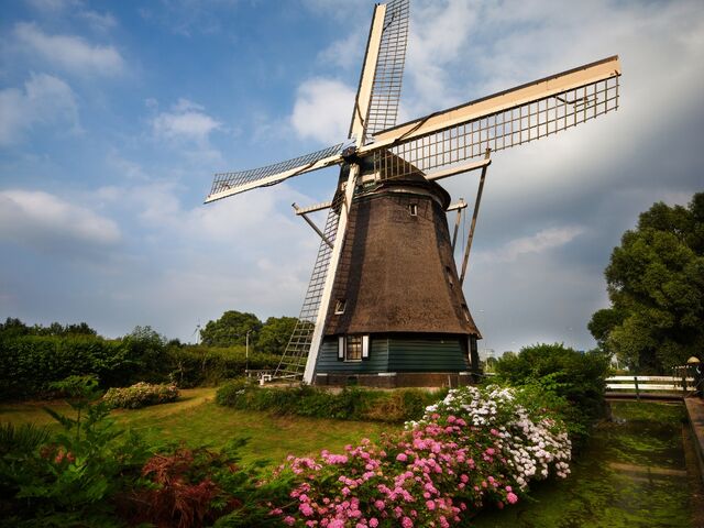 İzmir’den Direkt Hareket  Görkemli Amsterdam: Renklerin Şehri Yılbaşı Özel SunExpress Hava Yolları ile 3 Gece