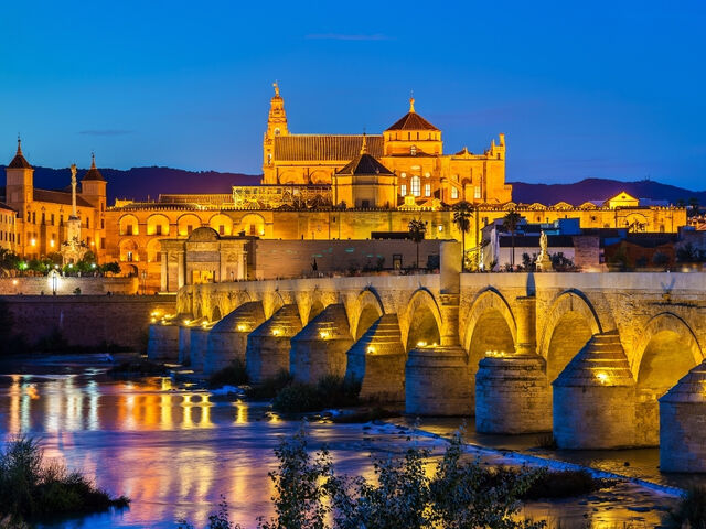 İzmir’den Direkt Hareket Görkemli İspanya ve Endülüs Şehirleri SunExpress Hava Yolları ile 7 Gece