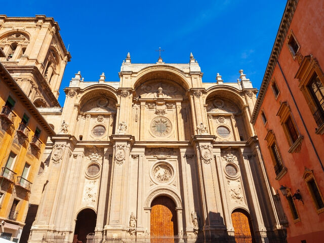 İzmir’den Direkt Hareket Görkemli İspanya ve Endülüs Şehirleri SunExpress Hava Yolları ile 7 Gece
