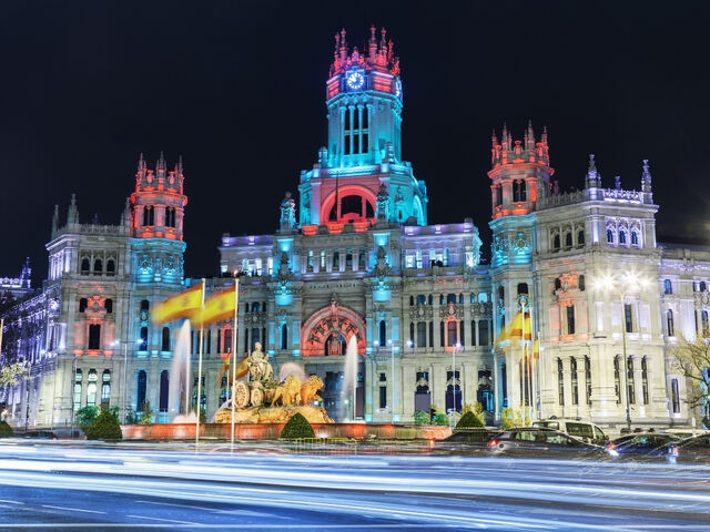 Görkemli İspanya ve Endülüs Şehirleri 2025 Sonbahar Dönemi Türk Hava Yolları ile 7 Gece