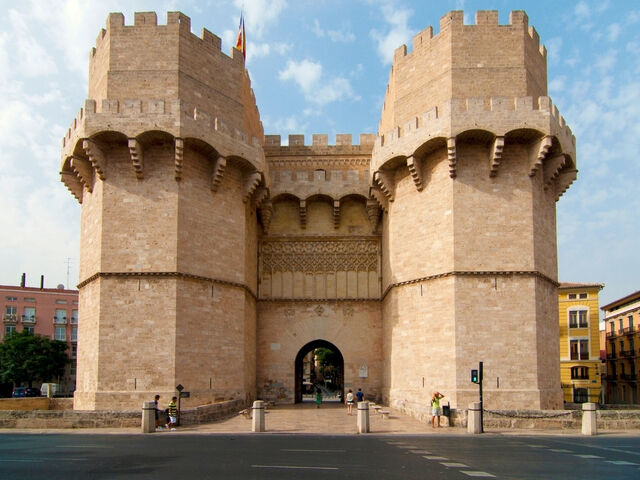 Görkemli İspanya ve Endülüs Şehirleri Ara Tatil Özel Türk Hava Yolları ile 7 Gece